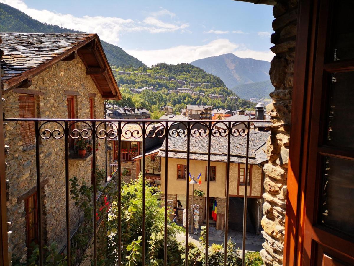Hotel Santa Barbara De La Vall D'Ордино Экстерьер фото